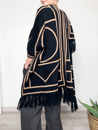 Mantella jacquard con frange