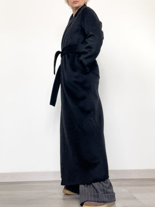 Cappotto lungo taglio vestaglia