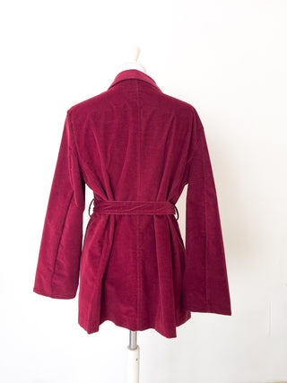 Giacca in leggero velluto con cintura e revers