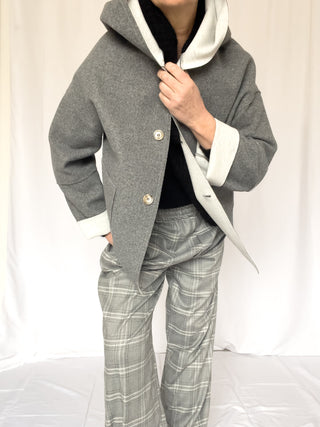 Giacchina con cappuccio