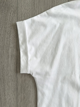 T-shirt in cotone stretch con manica risvoltata