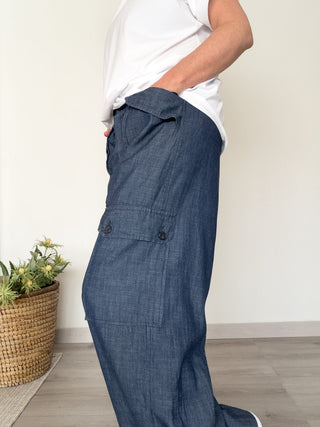 Pantalone cargo in denim leggero
