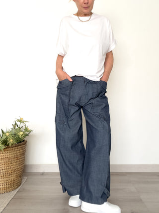Pantalone cargo in denim leggero