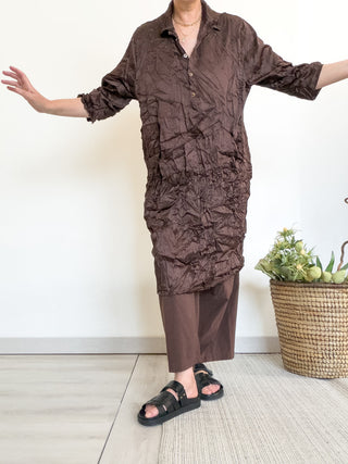 Abito polo in raso di viscosa elasticizzato