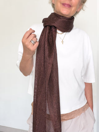 Sciarpa metallizzata con frange