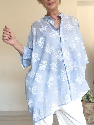 Camicia in cotone floreale con colletto alla coreana