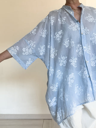 Camicia in cotone floreale con colletto alla coreana
