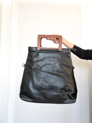 Borsa shopper in ecopelle con manici geometrici effetto legno